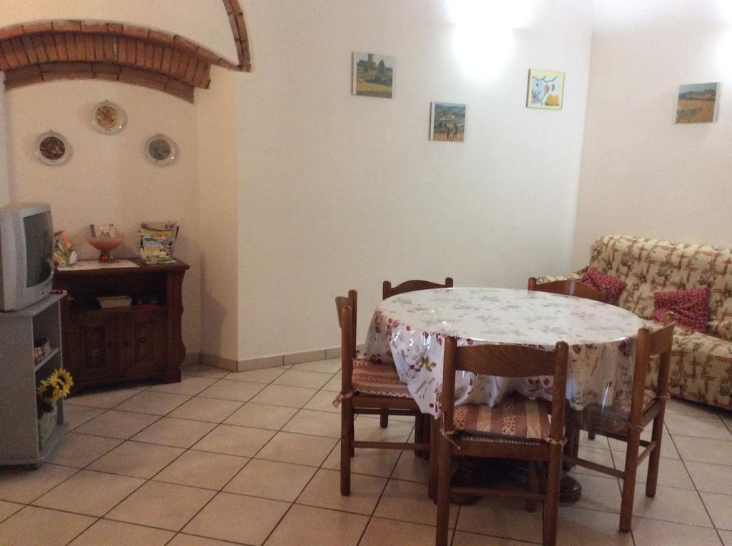 Agriturismo Susanna E Atria Bibbona Habitación foto