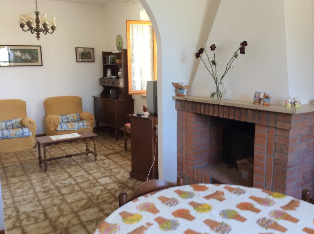 Agriturismo Susanna E Atria Bibbona Habitación foto